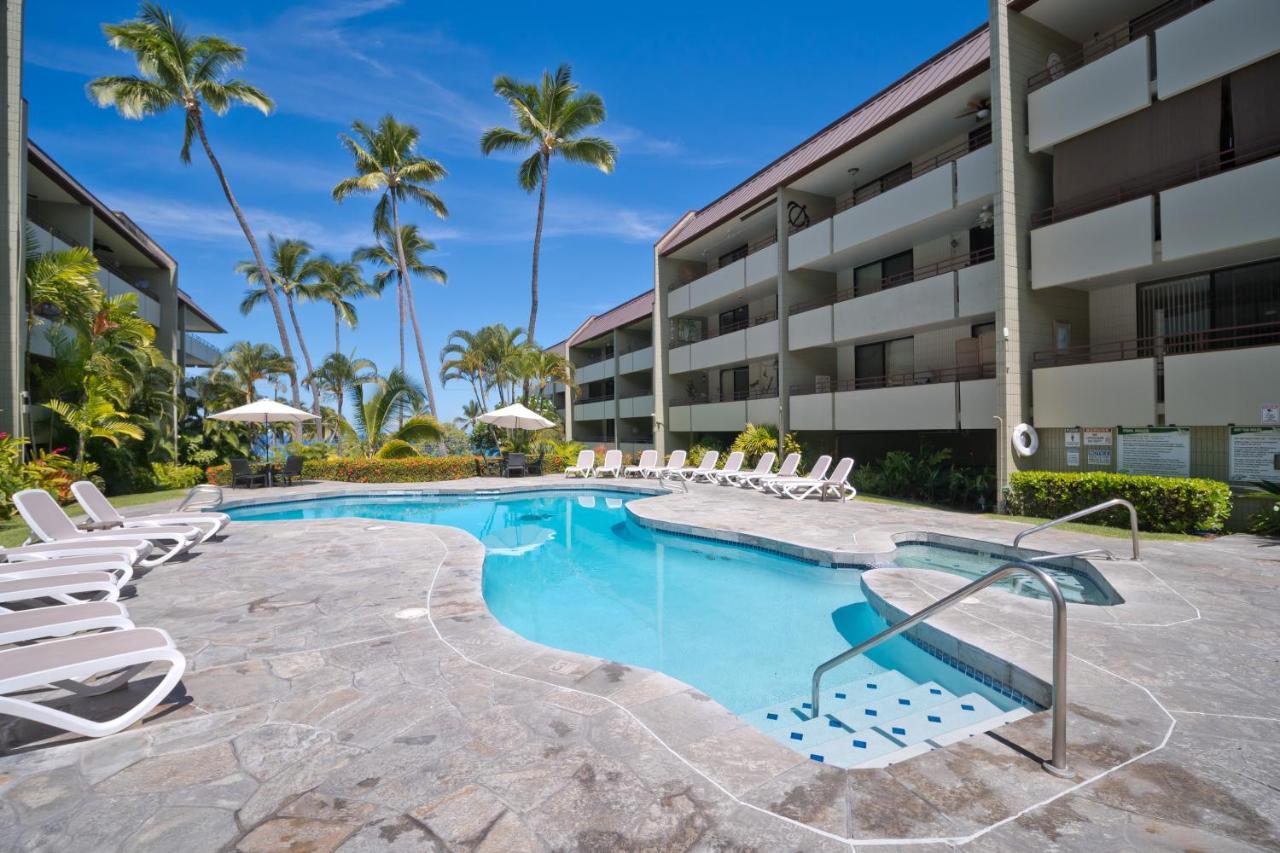 Family Getaway - Lava Room At Magic Sands Beach Kailua-Kona Bagian luar foto